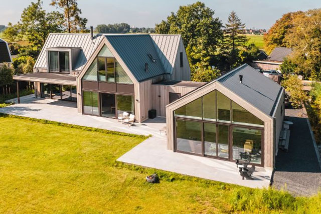 Villa-Broek-in-waterland-01